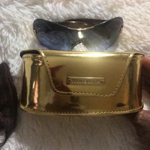 Tory Burch sunglass